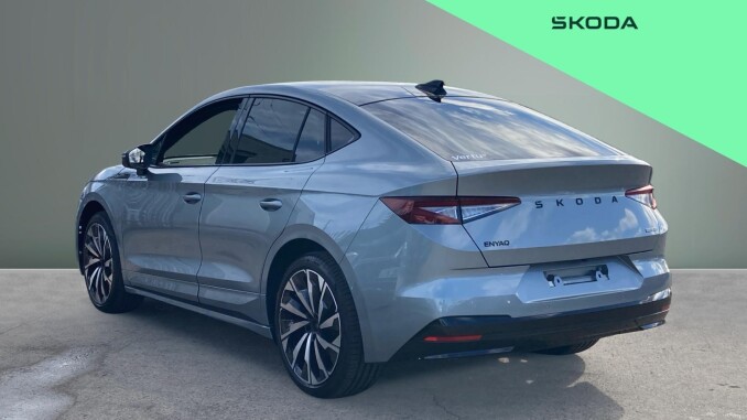 Skoda Enyaq 220kW 85x Sportline 82kWh 4x4 5dr Auto Electric Estate - Image 3